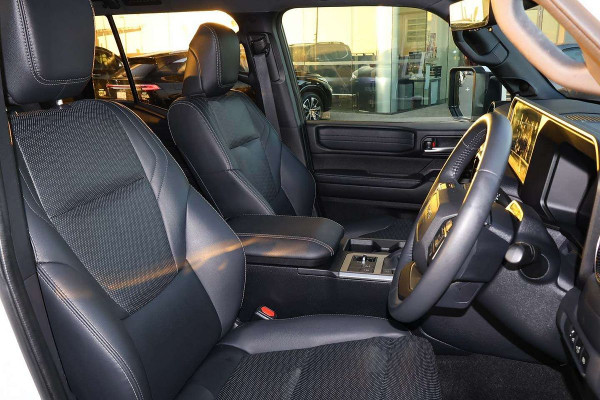 2024 Toyota LandCruiser Prado GDJ251R Kakadu SUV Image 12