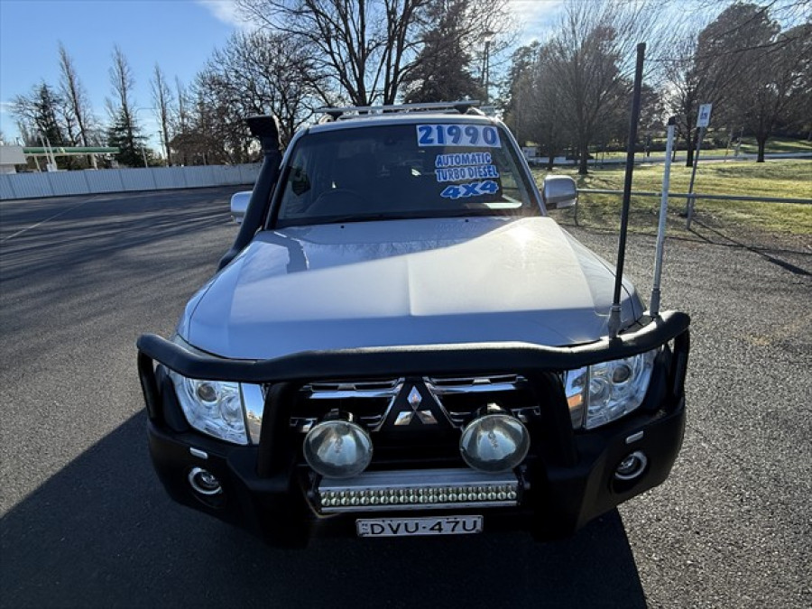 2013 MY14 Mitsubishi Pajero NW VR-X SUV Image 8