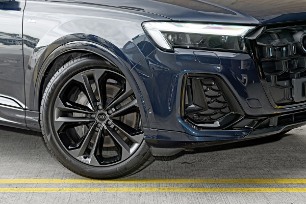 2026 MY25 Audi Q7 4M TFSI 185kW SUV image 6