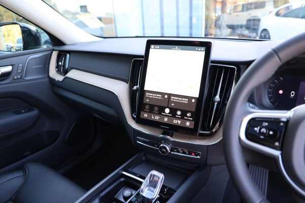 2026 Volvo XC60 UZ Ultra B5 Dark SUV Image 18