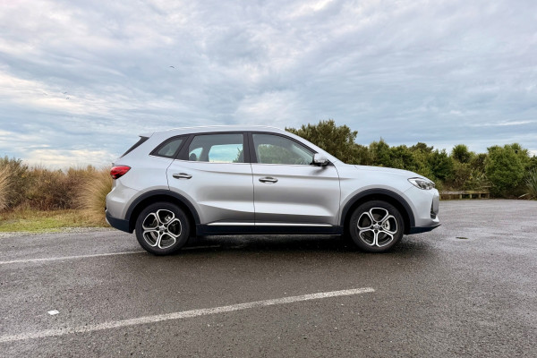 2026 MG ZS ZS32 Excite Hybrid+ SUV Image 2