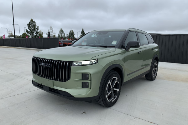 2026 MY25 Jaecoo J7 T35 Track SUV Image 3