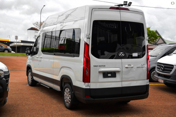2025 MY24 LDV Deliver 9  11-Seat Bus Image 5