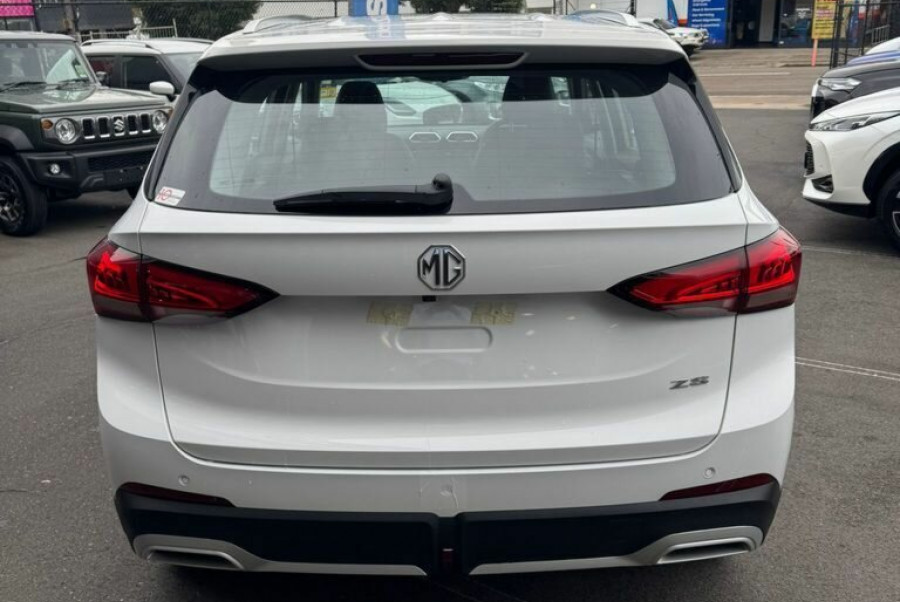 2025 MG ZS ZS32 Essence Hybrid+ SUV Image 9