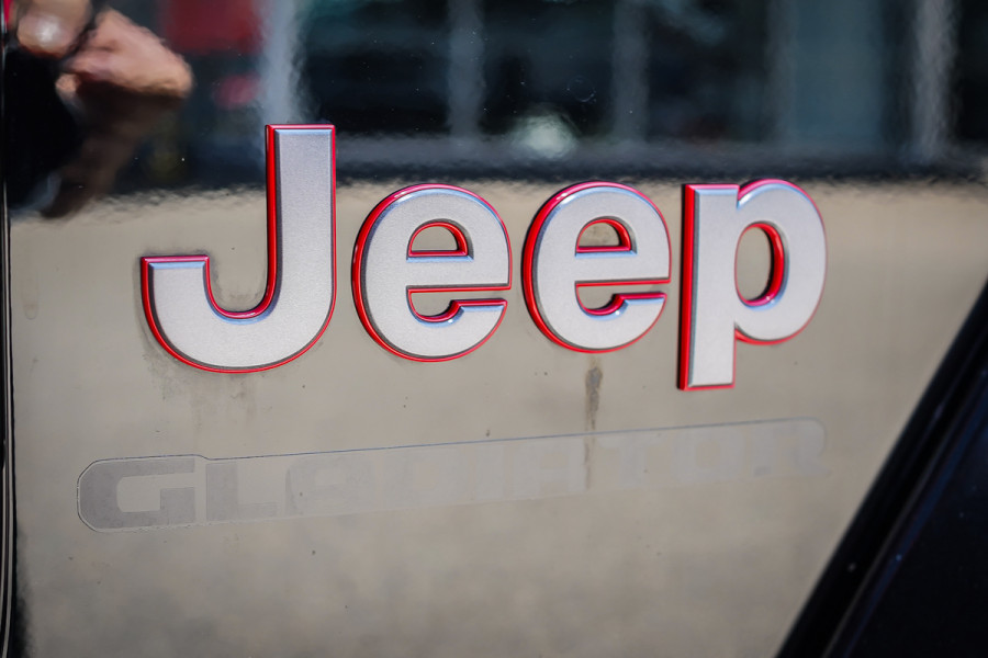 2023 Jeep Gladiator JT Rubicon Pickup Image 16
