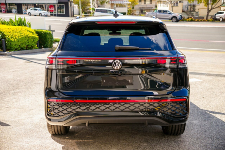 2026 Volkswagen Tayron R4 195TSI R-Line SUV Image 3