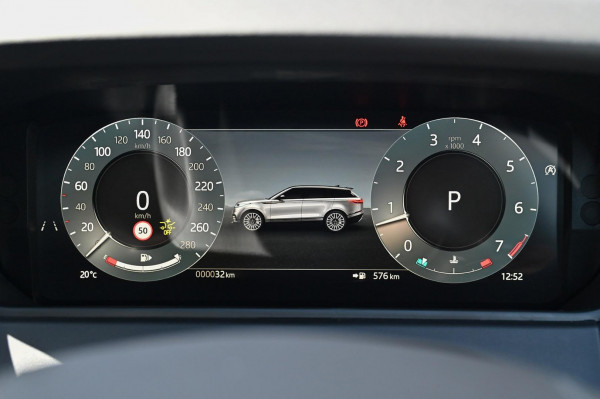 2026 MY26.5 Land Rover Range Rover Velar L560 P250 Dynamic SE SUV image 13