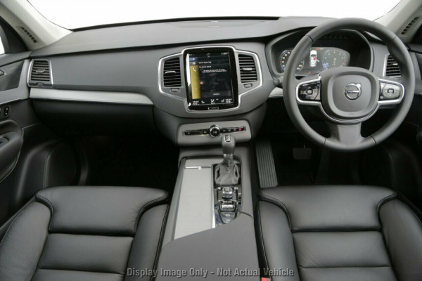 2020 MYon Volvo XC90 L Series T6 Momentum Suv Image 5