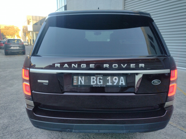 2020 Land Rover Range Rover L405 SUV image 4