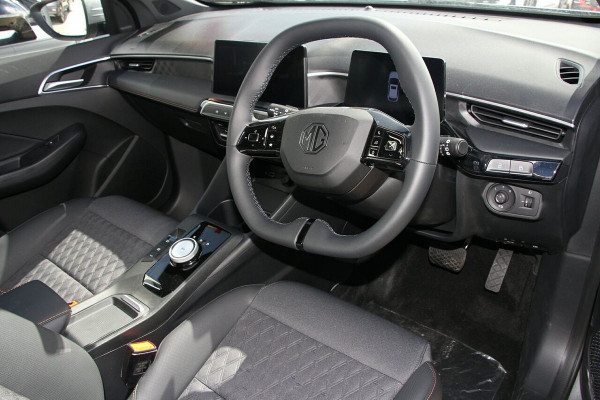 2024 MG MG3 Essence Hatch