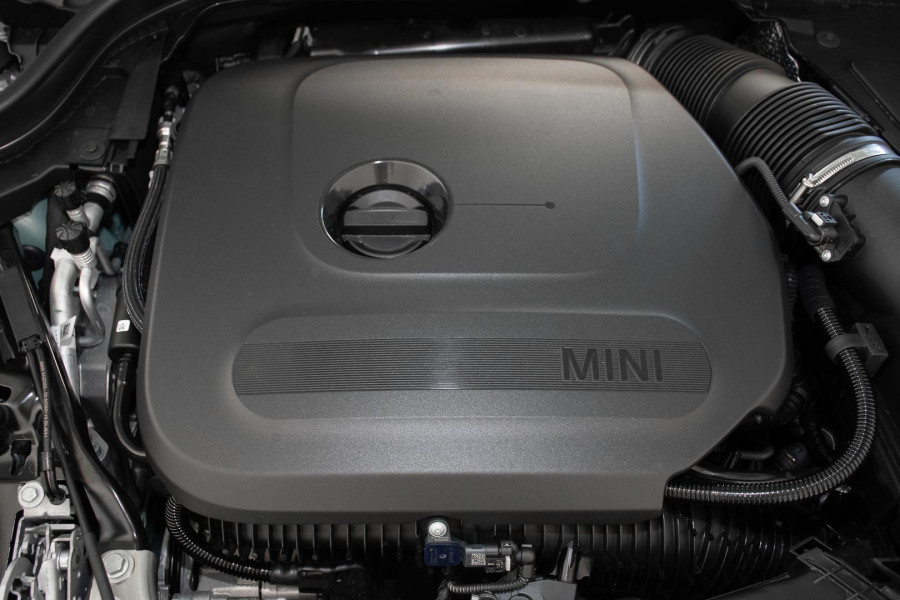 2026 MINI Cooper F65 S Favoured Hatch