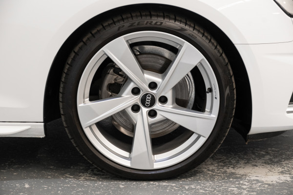 2021 Audi A4 35 TFSI Sedan Image 5