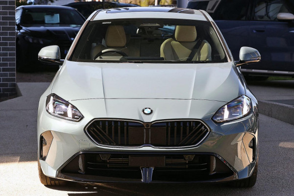 2026 BMW 1 Series F70 118 M Sport Hatch image 2