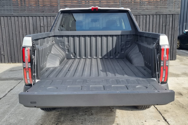 2025 MG U9 Explore Ute Image 20