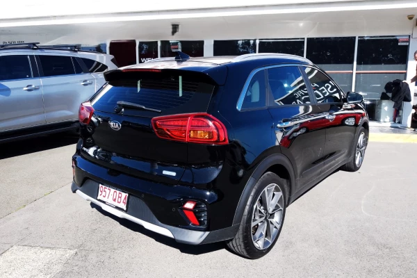2021 Kia Niro DE Hybrid Sport SUV Image 10