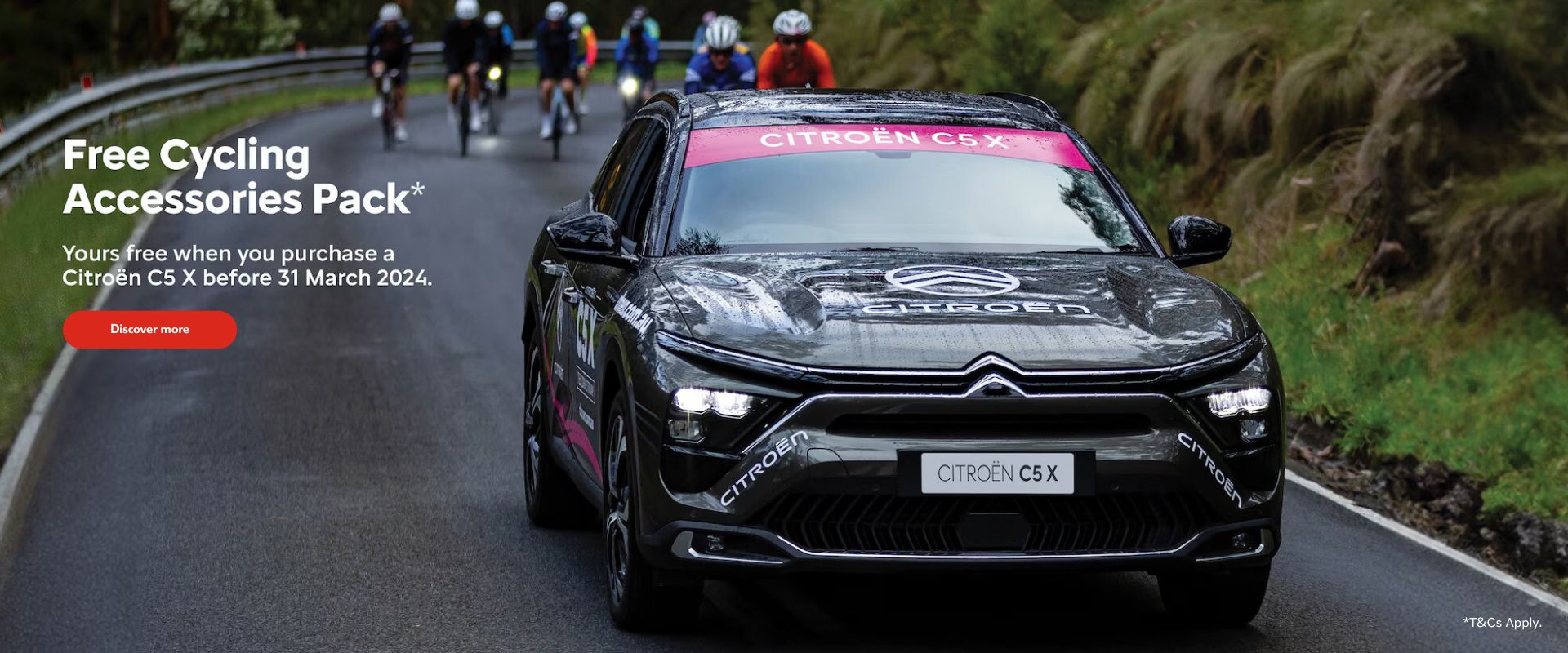 Free Cycling Accessories Pack. Yours free when you purchase a Citroen C5 X before March 31.