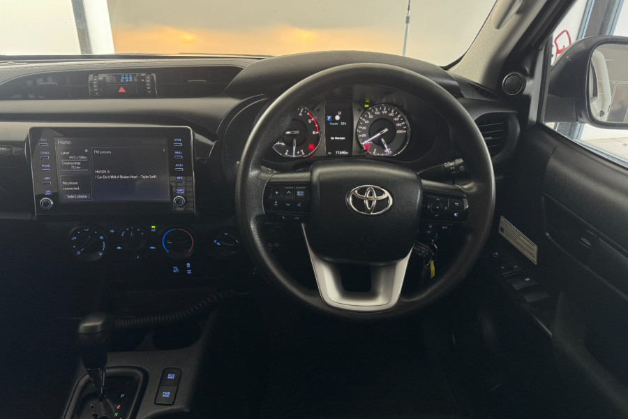 2021 Toyota HiLux GUN126R SR5 Double Cab Chassis Image 13