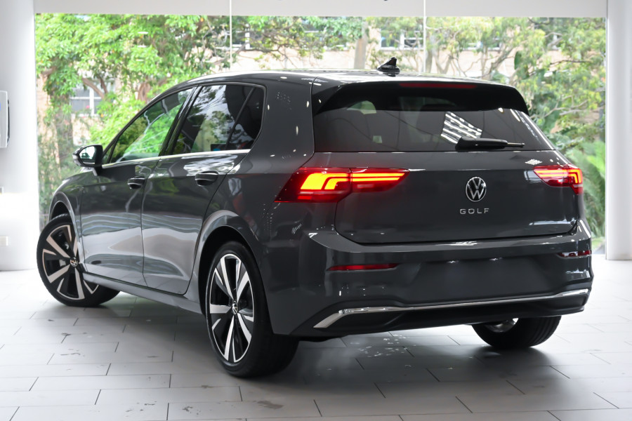 2025 Volkswagen Golf 8.5 110TSI Style Hatch Image 2