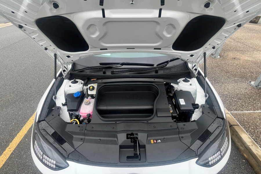 2023 Hyundai IONIQ 6 CE.V1 Epiq Sedan Image 18