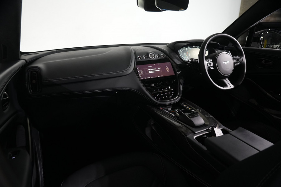 2022 Aston Martin DBX SUV Image 12