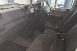 2021 Toyota Landcruiser VDJ79R GXL Cab chassis