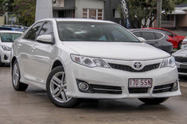Toyota Camry R ASV50R Atara