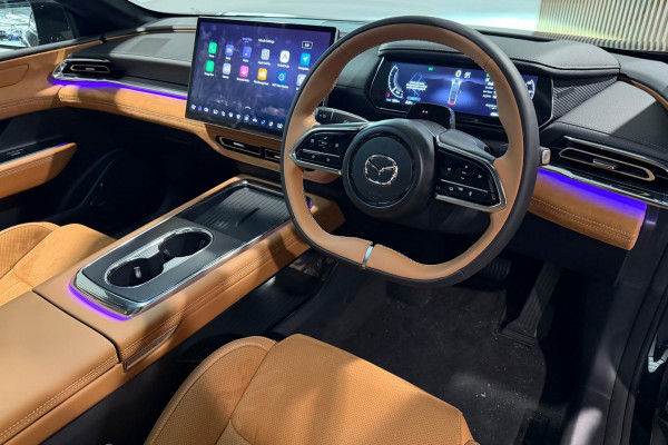 2026 Mazda 6e  Atenza Hatch Image 26