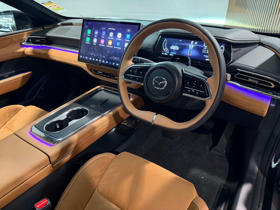2026 Mazda 6e  Atenza Hatch Image 26