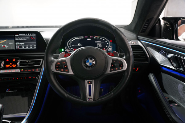 2020 BMW M8 Competition Coupe Image 31