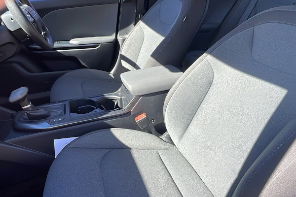 2024 MY25 Kia K4 CL4m Sport Sedan Image 21