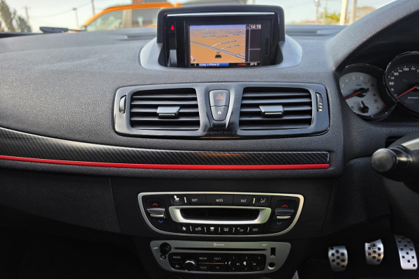 2013 Renault Megane III D95 R.S. 265 Cup Premium Hatch Image 11