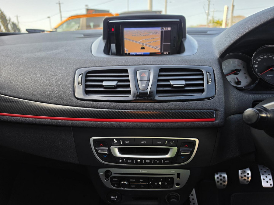 2013 Renault Megane III D95 R.S. 265 Cup Premium Hatch Image 11
