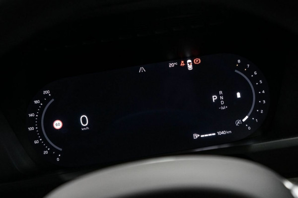 2026 Volvo XC90 L Series Ultra B5 Dark SUV Image 11