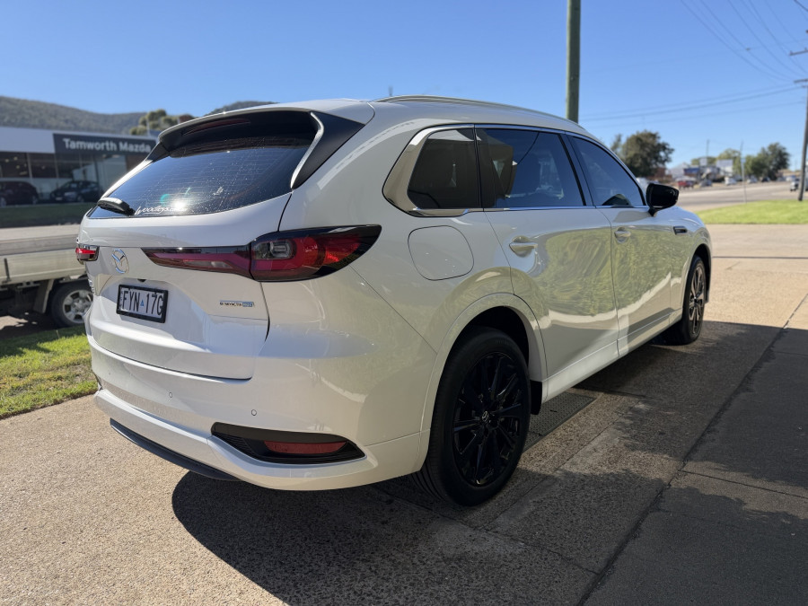 2025 Mazda CX-80 KL P50e GT SUV Image 5