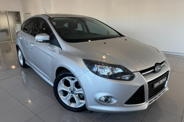 2015 MY14 Ford Focus LW MkII Sport Hatch