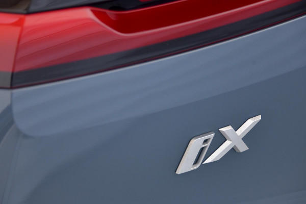 2026 BMW iX I20 xDrive45 M Sport SUV image 30