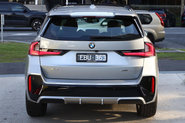 2026 BMW X1 U11 xDrive20i M Sport SUV image 4