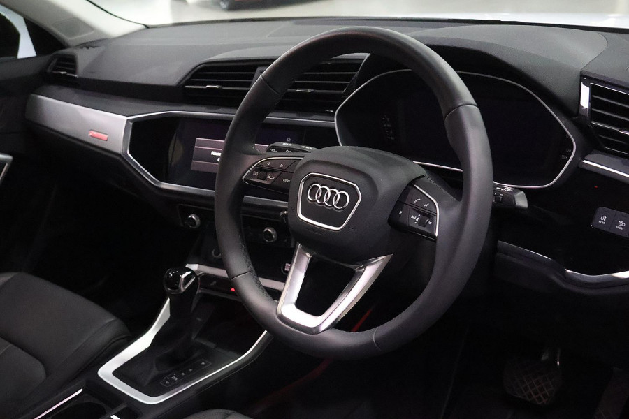 2025 Audi Q3 F3 35 TFSI S line Edition SUV