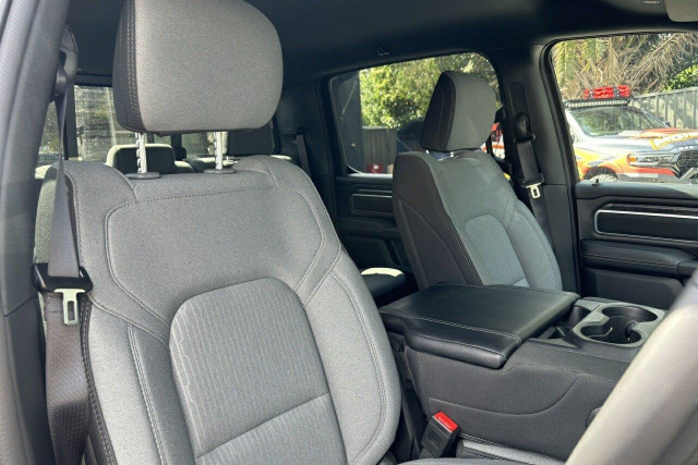 2024 Ram 1500 DT Big Horn Crew Cab Image 17
