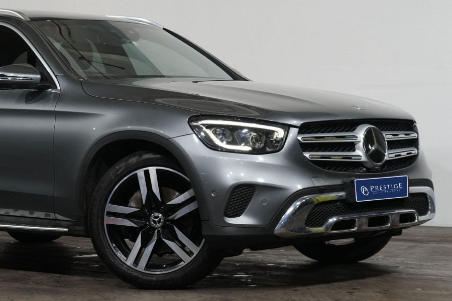 2020 Mercedes-Benz GLC-Class GLC300 SUV Image 2
