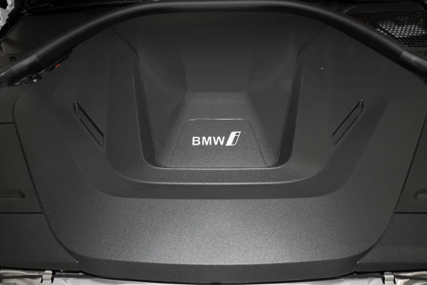 2024 BMW i4 G26 eDrive35 Hatch image 21