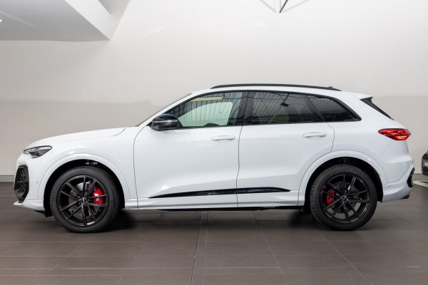 2025 Audi SQ5 GU edition one SUV image 3