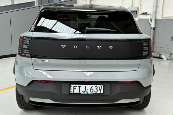 2025 MY26 Volvo EX30 Cross Country  Ultra Twin Motor Performance SUV Image 6