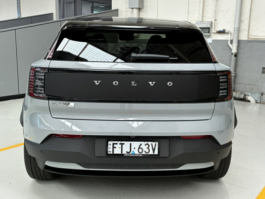 2025 MY26 Volvo EX30 Cross Country  Ultra Twin Motor Performance SUV Image 6