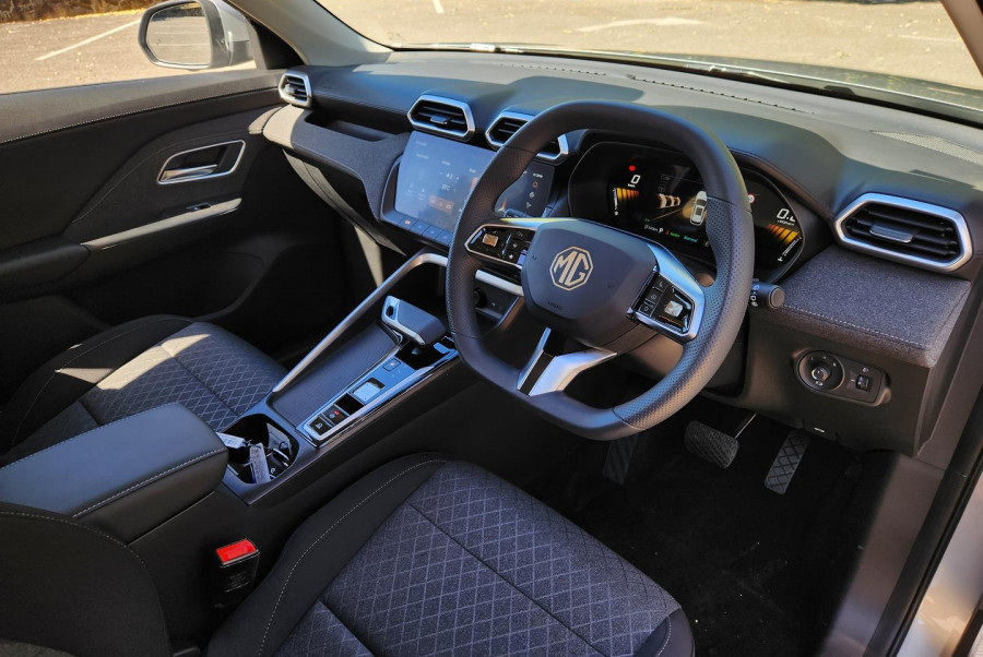 2025 MG ZS ZS32 Excite Hybrid+ SUV Image 9