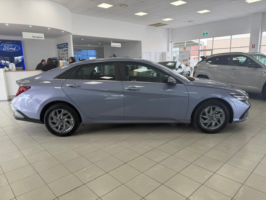 2026 Hyundai i30 CN7.V4 Elite Hybrid Sedan Image 6