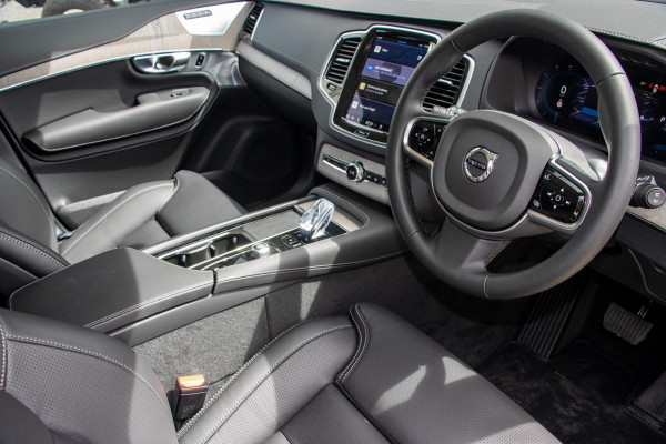 2024 MY25 Volvo XC90 L Series Ultra T8 Plug-In Hybrid SUV Image 6