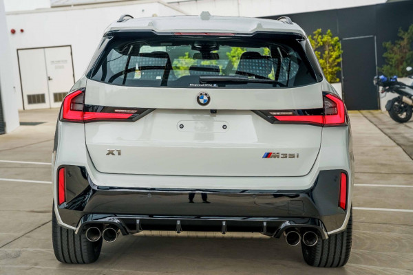 2025 BMW X1 U11 M35i xDrive SUV image 3