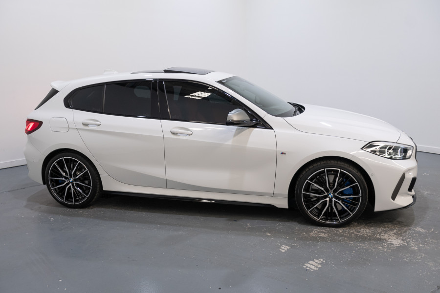 2021 BMW 1 Series M135i xDrive Hatch Image 8