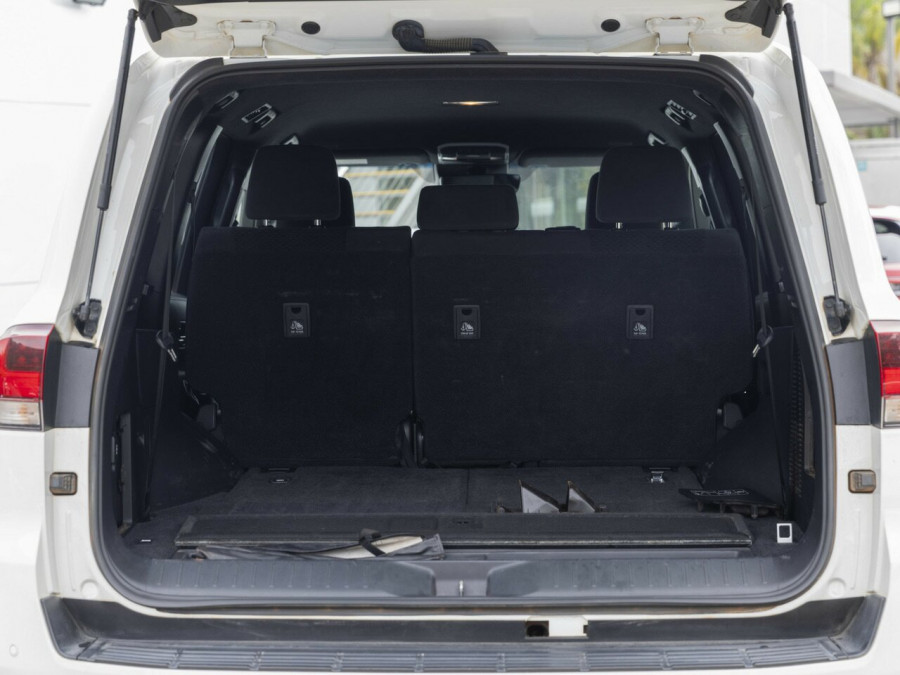 2023 Toyota LandCruiser FJA300R GXL SUV Image 22